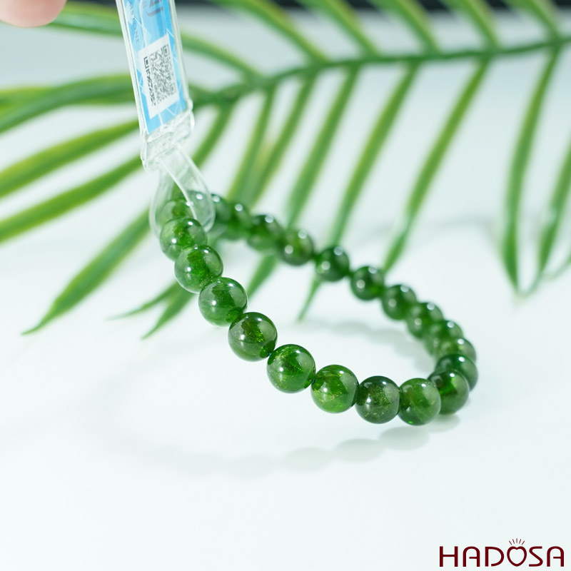 Vòng đá Diopside 8mm chuẩn 5A