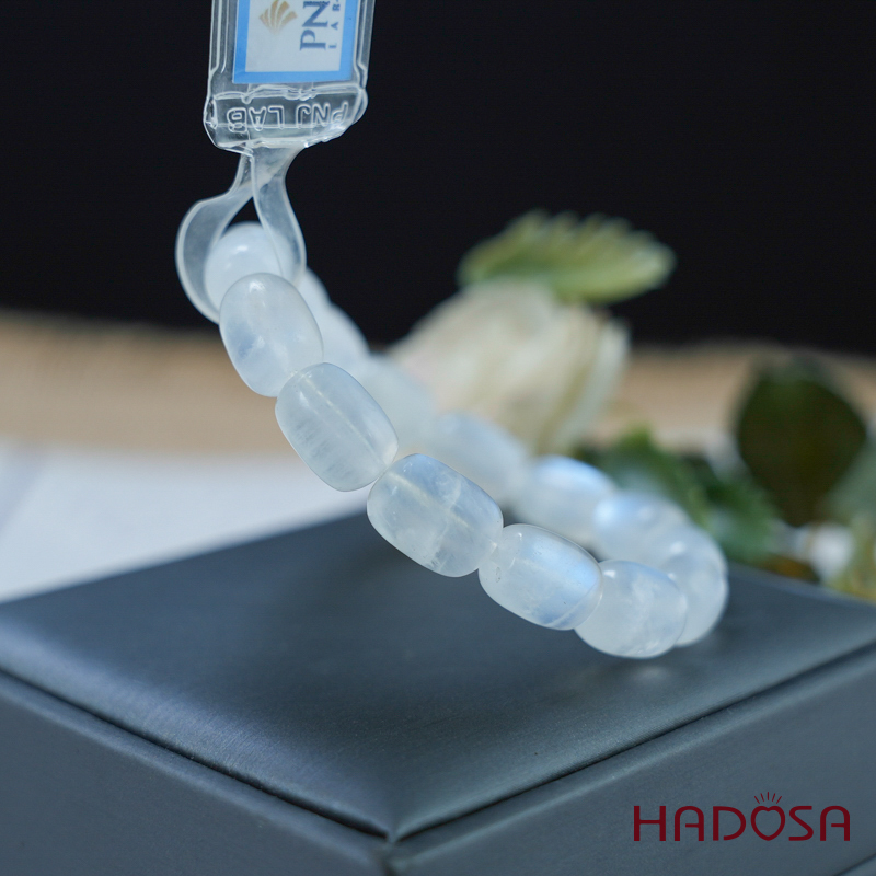 Vòng đá Mặt Trăng lu thống 9x14mm chuẩn 6A