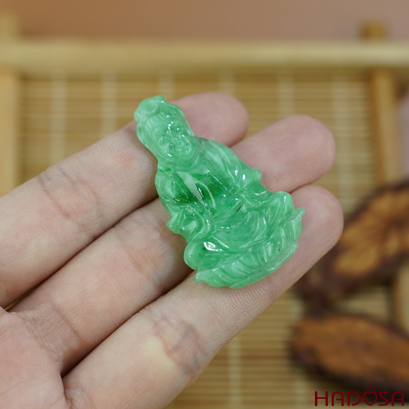 Mặt Quan Âm Cẩm Thạch xanh lí 41x24x4mm