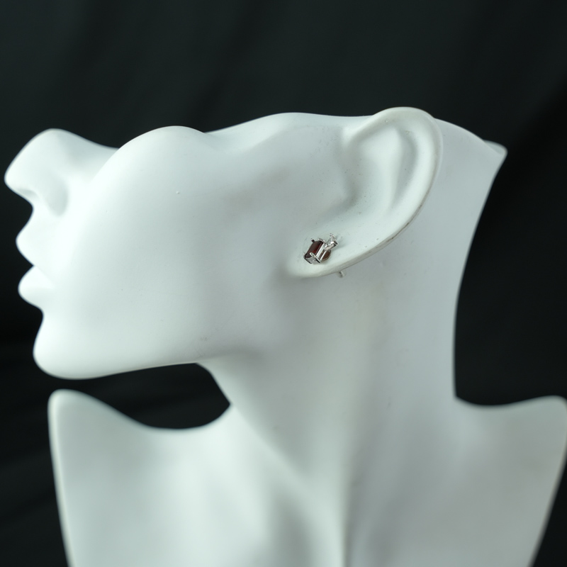 Hoa tai đá garnet chữ nhật 4x6mm bạc 925