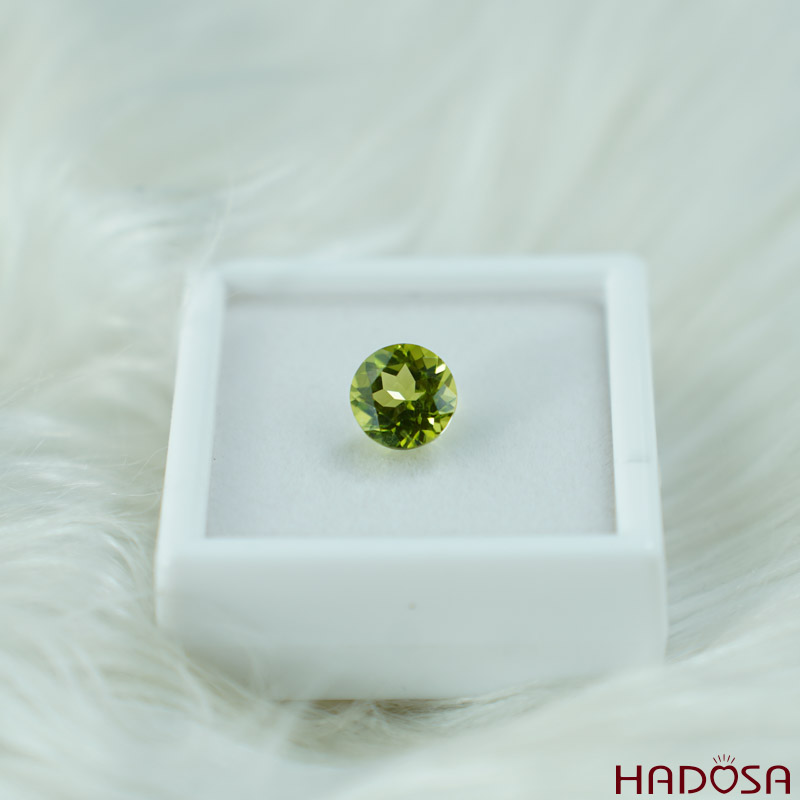 Mặt đá Peridot tròn 9mm 5A