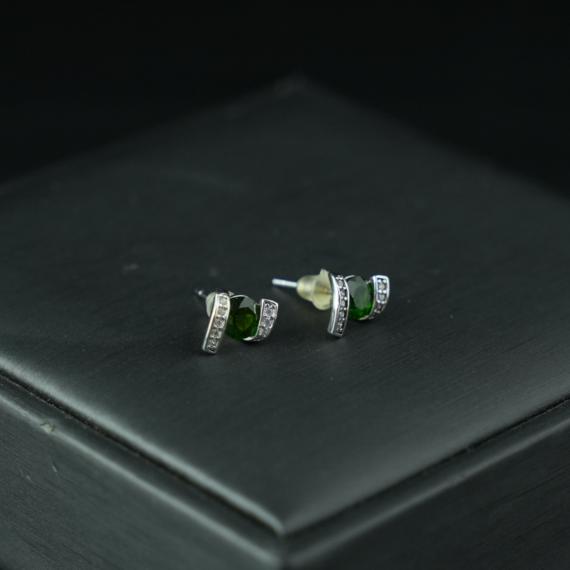 Hoa tai đá Diopside 5mm bạc 925