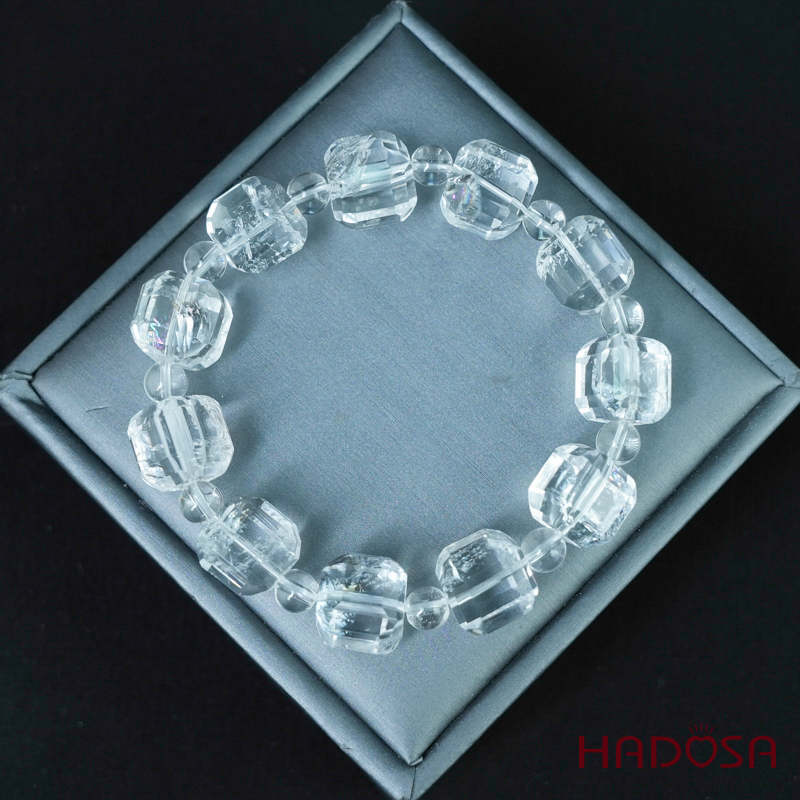 Vòng tay Thạch anh trắng hạt vuông 12mm
