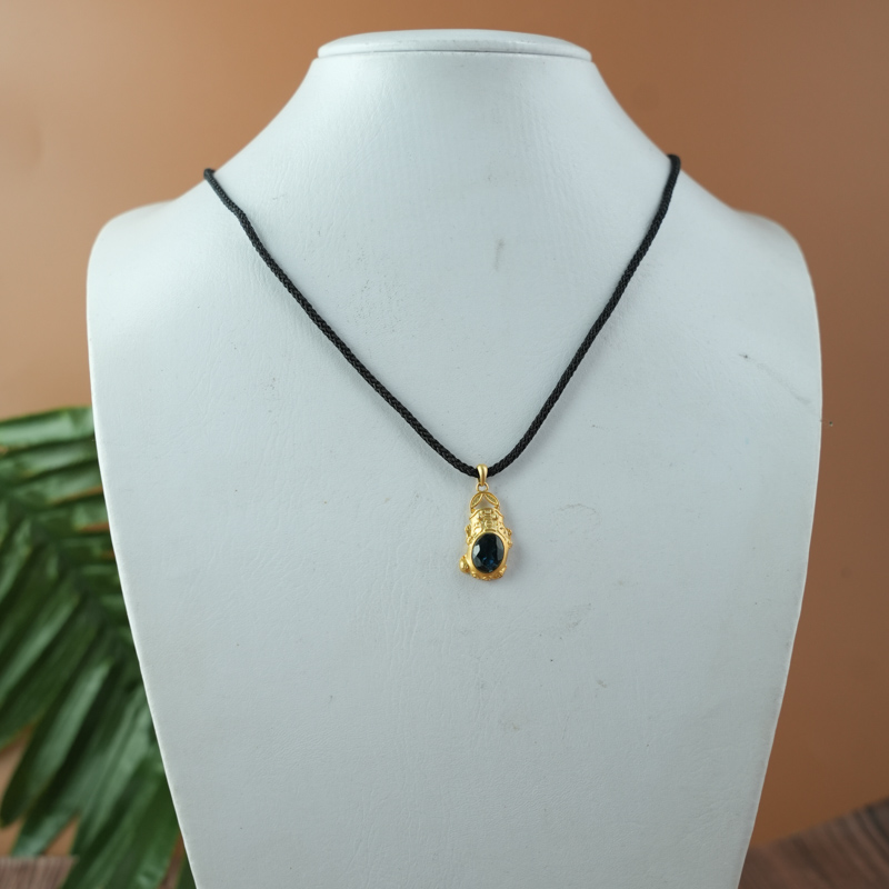 Mặt dây chuyền tỳ hưu Topaz London 7x9mm bạc mạ vàng