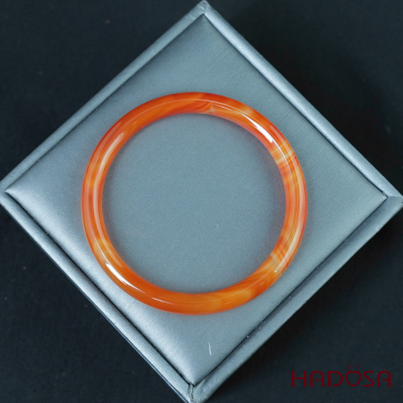 Vòng kiềng mã não đỏ cam bản tròn ni 55