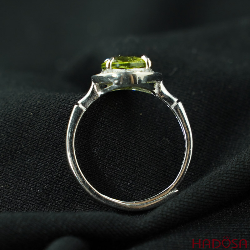 Nhẫn bạc đính đá Peridot 8mm