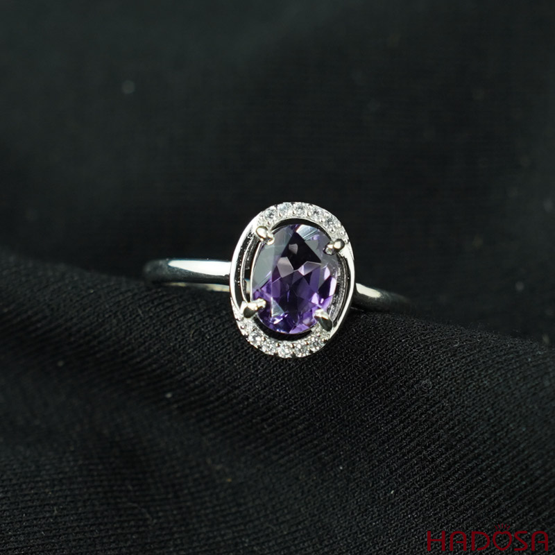 Nhẫn bạc đính đá Thạch Anh Tím 6*8mm