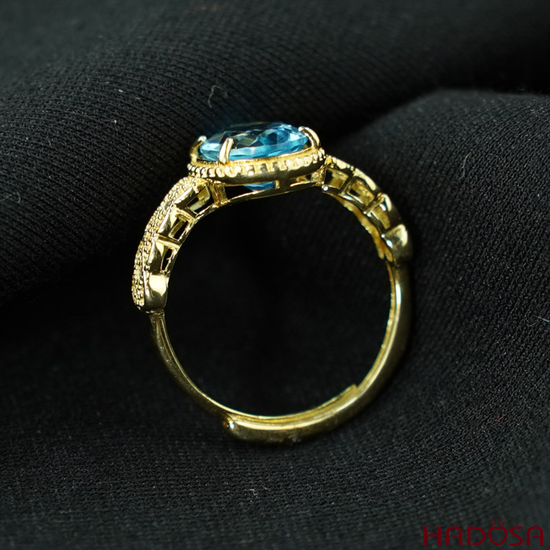 Nhẫn bạc mạ vàng đính đá Topaz 7*9mm
