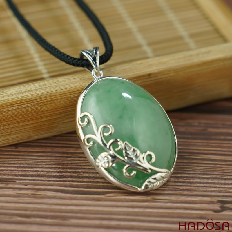 Mặt dây chuyền Cẩm Thạch oval 24x32mm