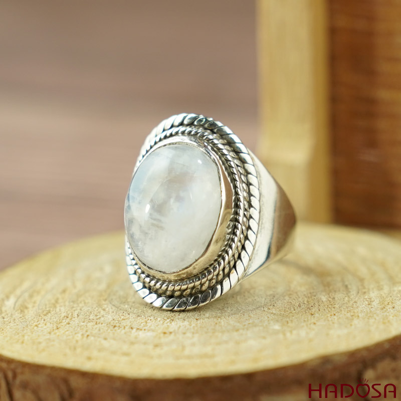 Nhẫn đá Mặt Trăng Bạc 925 size 15
