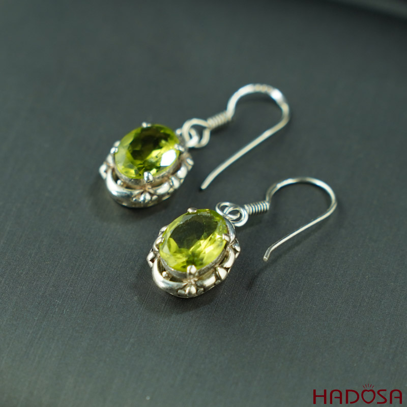Hoa tai đá Peridot cao cấp bạc 925
