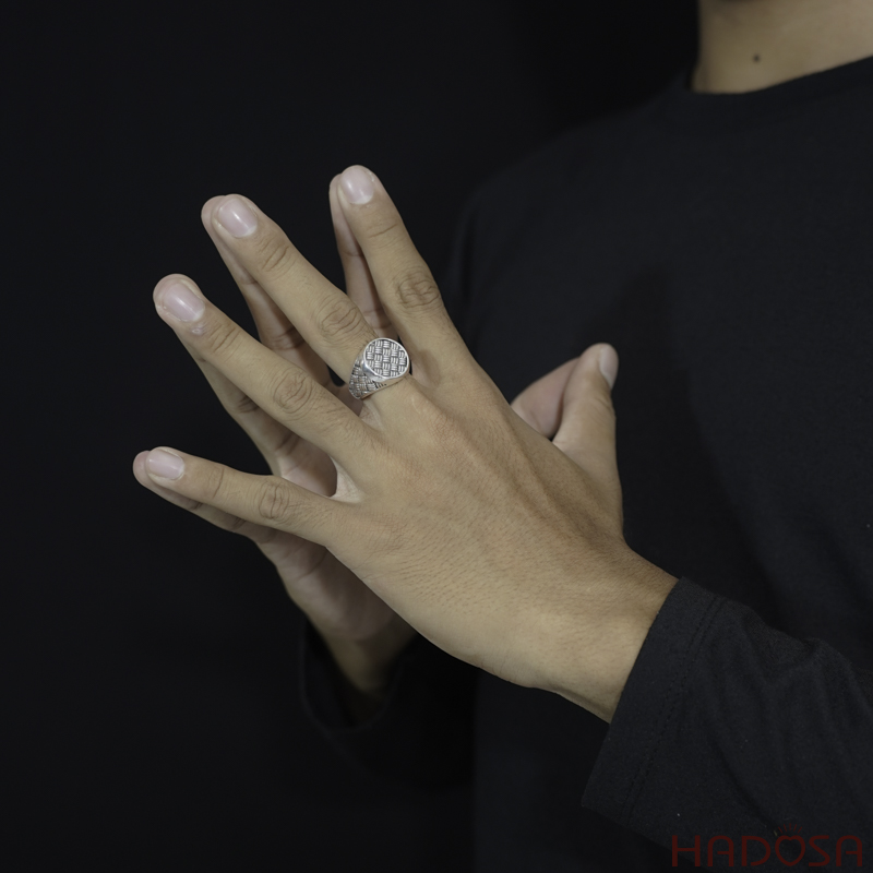 Nhẫn bạc nam kiểu đan mặt bản tròn