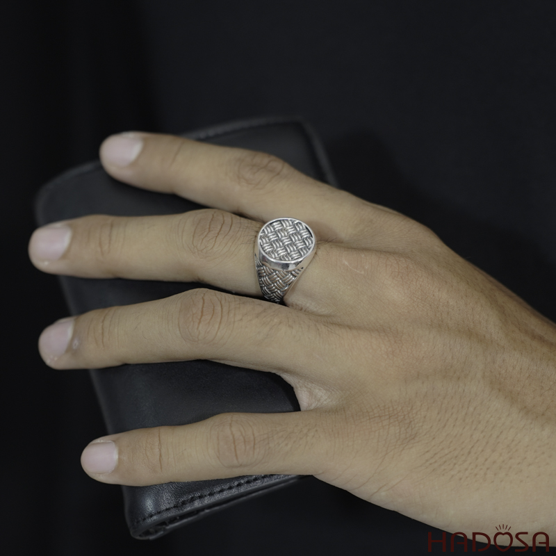 Nhẫn bạc nam kiểu đan mặt bản tròn