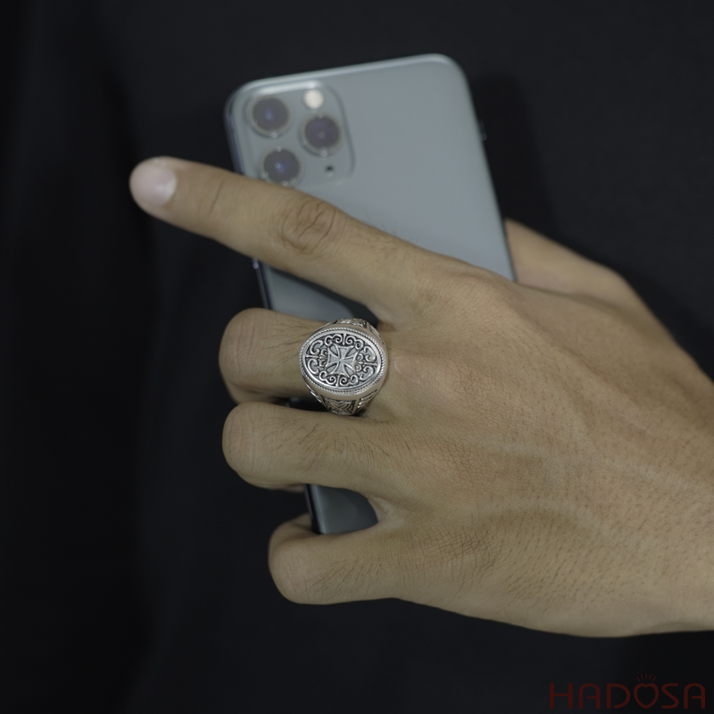 Nhẫn bạc Thái Chrome Hearts