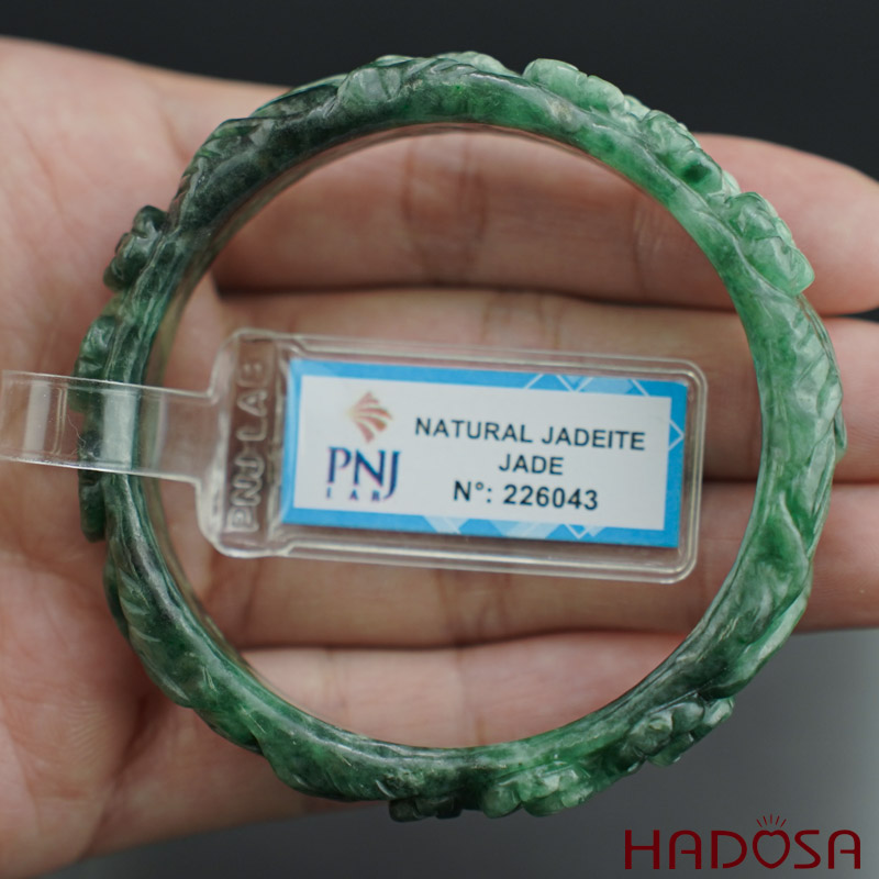 Vòng Ngọc Cẩm Thạch chạm hoa ni 54