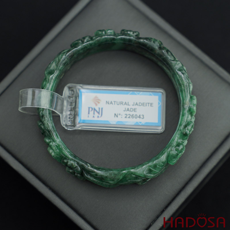 Vòng Ngọc Cẩm Thạch chạm hoa ni 54