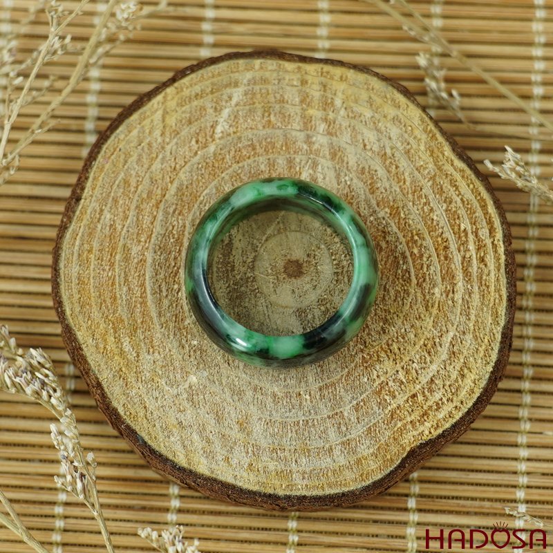 Nhẫn Cẩm Thạch xanh vân đậm ni 17