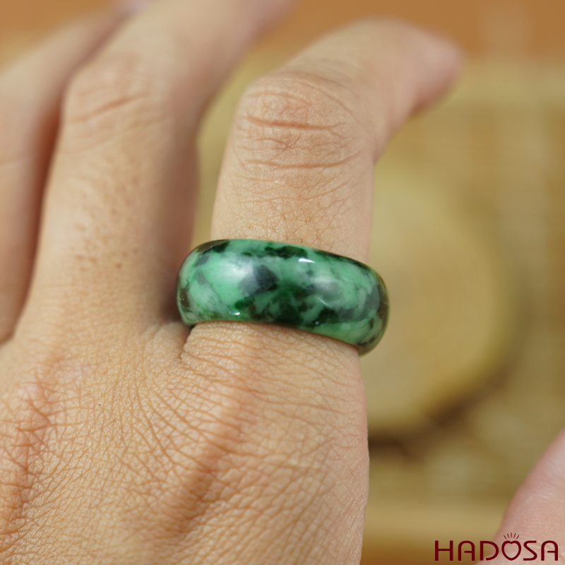 Nhẫn Cẩm Thạch xanh vân đậm ni 17