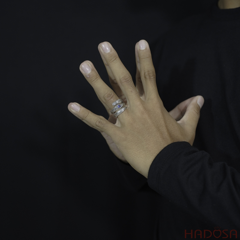 Nhẫn bạc Thái đá xanh