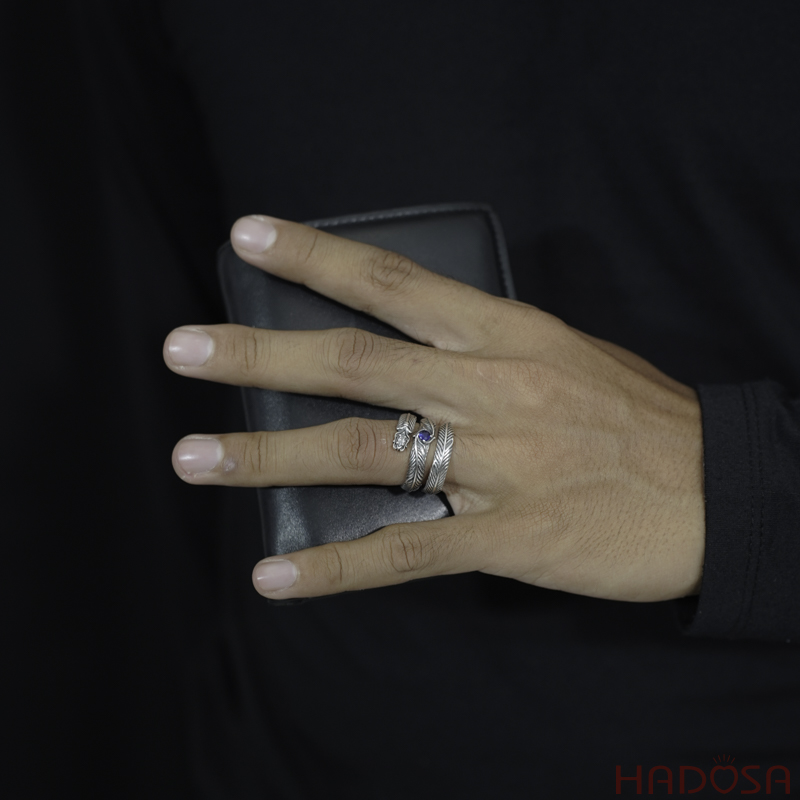 Nhẫn bạc Thái đá xanh