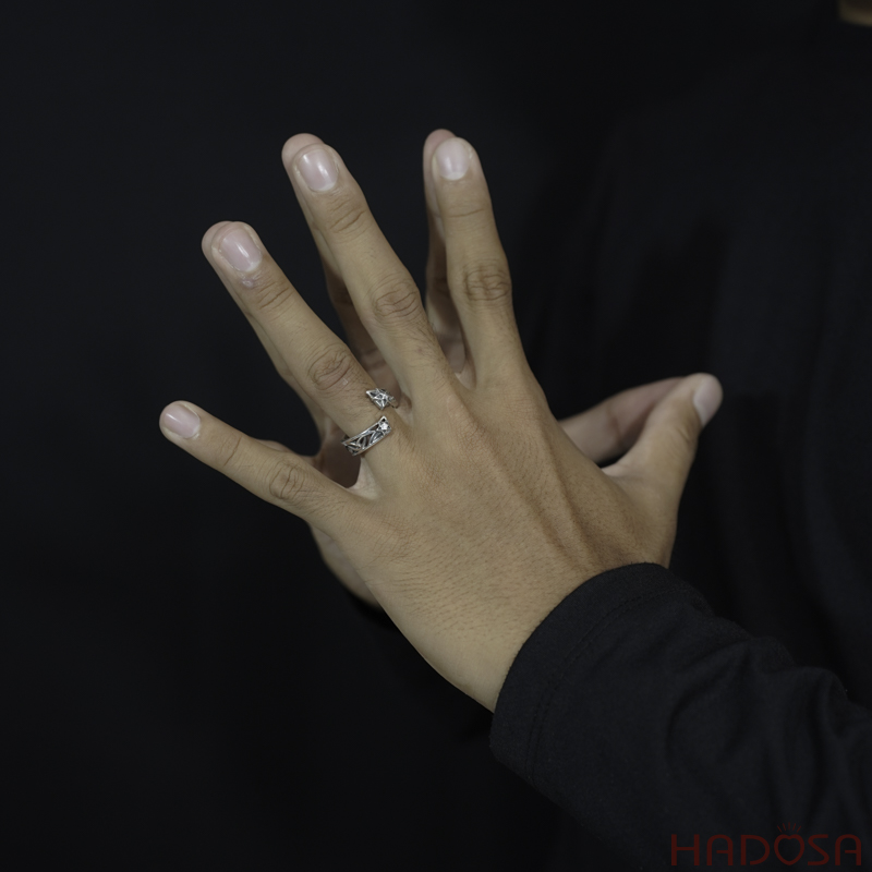 Nhẫn bạc Thái xoắn hở