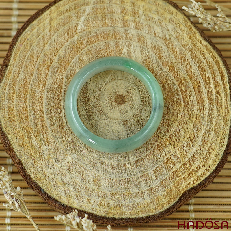 Nhẫn Cẩm Thạch xanh ngọc trong ni 14