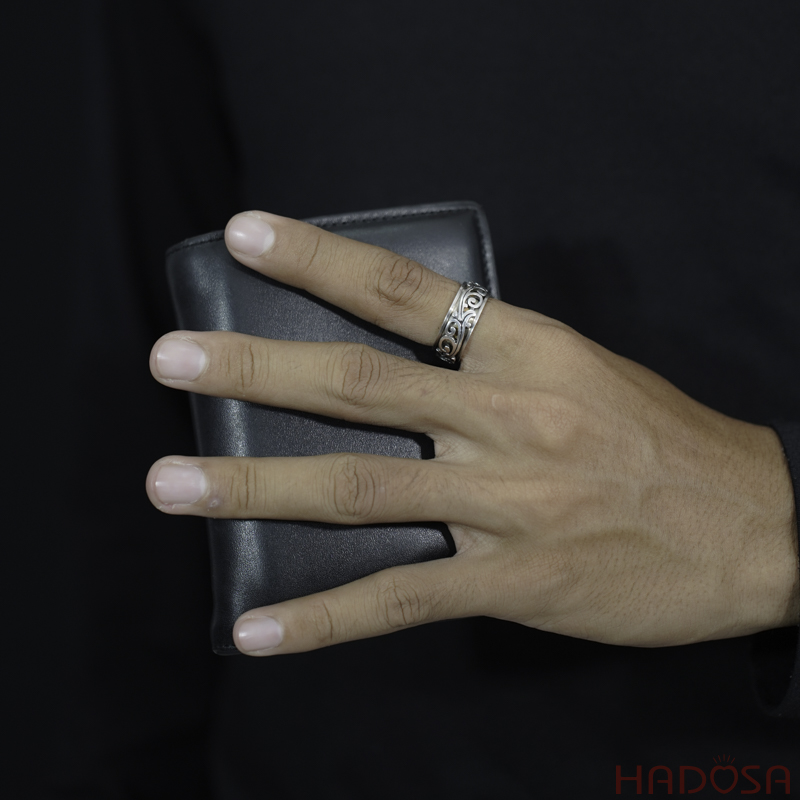 Nhẫn đeo ngón cái nam