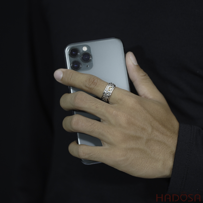 Nhẫn đeo ngón cái nam