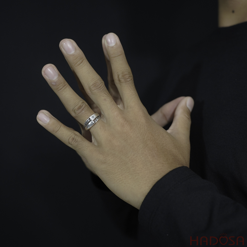 Nhẫn Nam Bạc Thái Tỏa Sáng Trong Tình Yêu