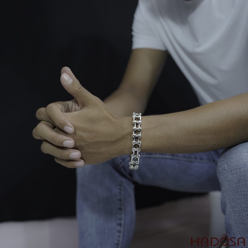 Lắc tay bạc dạng xích