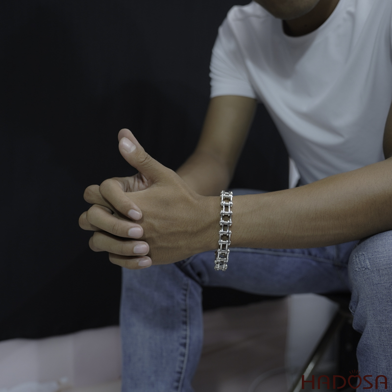 Lắc tay bạc dạng xích