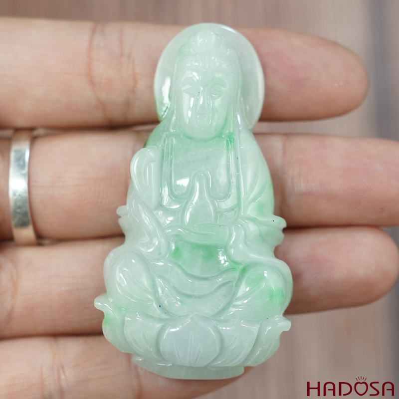 Mặt Quan Âm Cẩm Thạch trắng lý ngồi 55*30*9mm