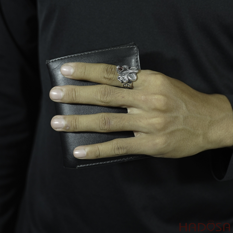 Nhẫn bạc Thái Mãng Xà nhả ngọc