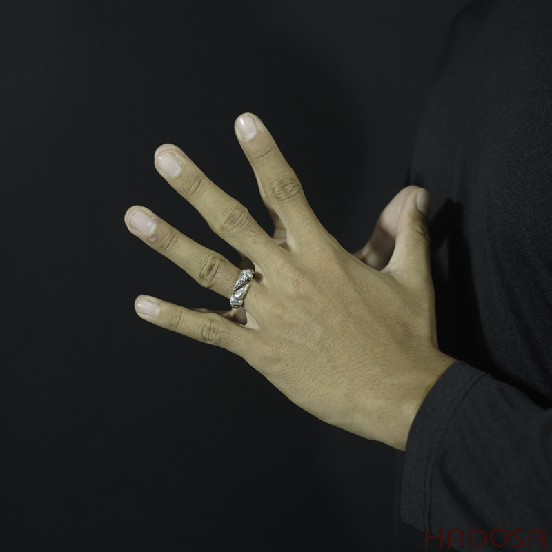 Nhẫn bạc nam móng Rồng