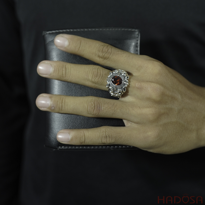 Nhẫn bạc nam đá đỏ