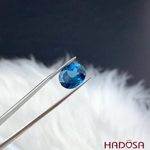 Topaz London oval 7*9mm