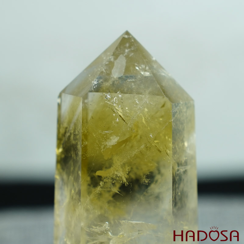 Trụ thạch anh thach anh vàng 10cm 5A