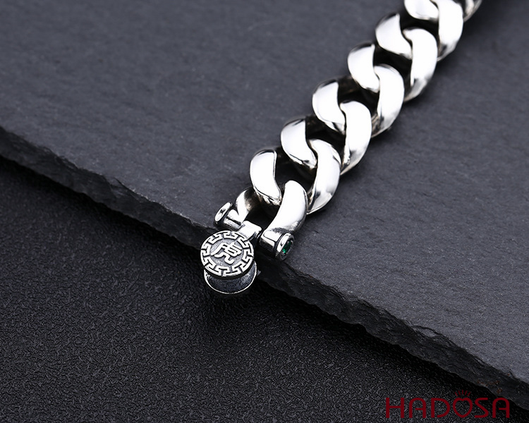 Vòng tay bạc cho nam Mãnh Hổ