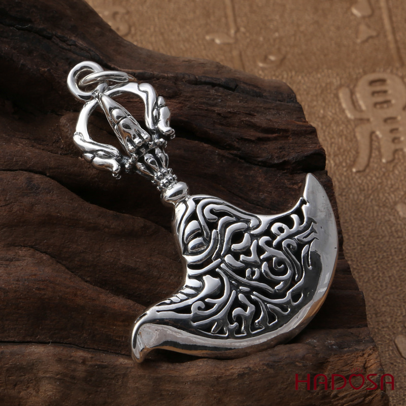 Mặt dây chuyền bạc Thái Chùy Kim Cang