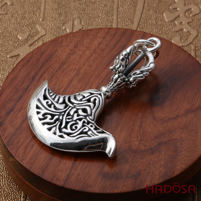 Mặt dây chuyền bạc Thái Chùy Kim Cang