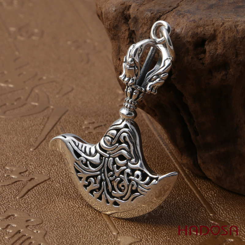 Mặt dây chuyền bạc Thái Chùy Kim Cang