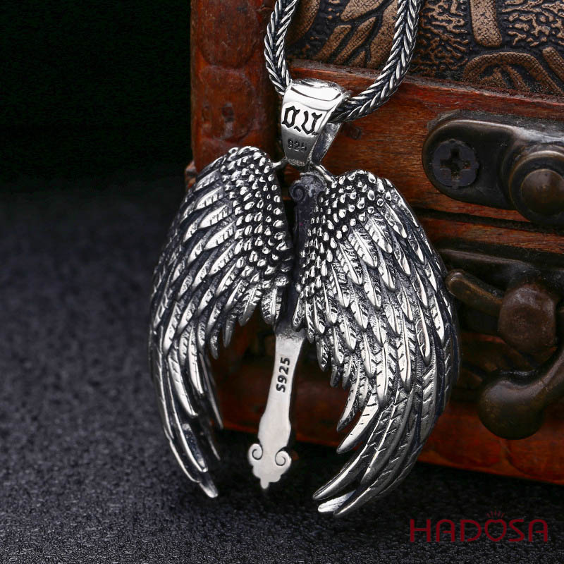 Mặt dây chuyền bạc thánh giá đôi cánh