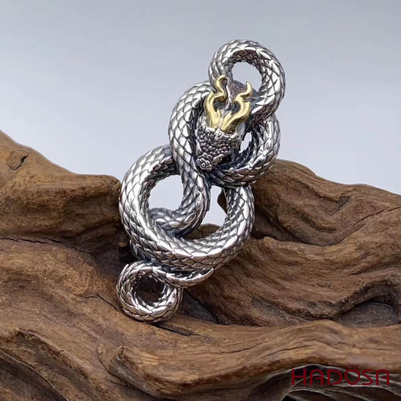 Mặt dây chuyền Rồng bạc Thái