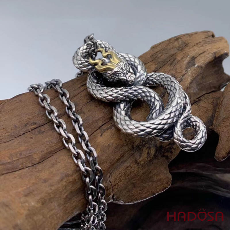 Mặt dây chuyền Rồng bạc Thái