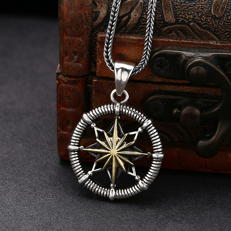 Mặt dây chuyền Mặt trời nam bạc Thái