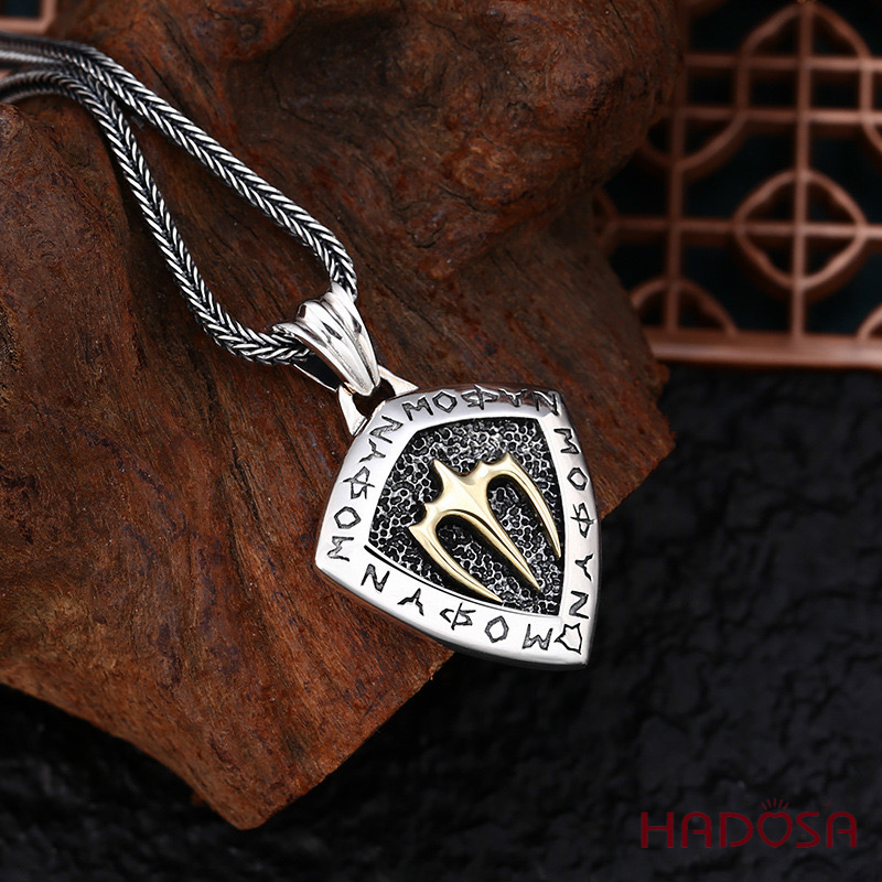 Mặt dây chuyền bạc Monster