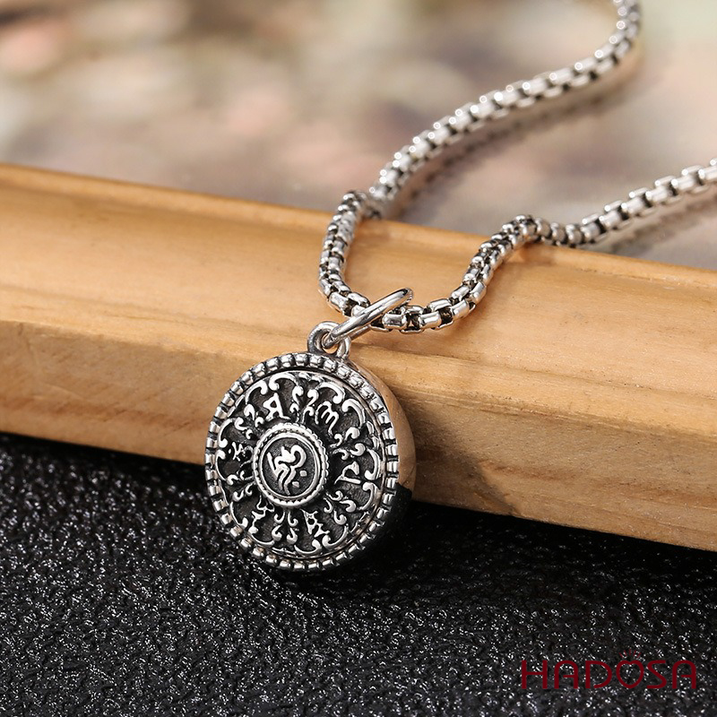 Mặt dây chuyền chữ Om HADOSA