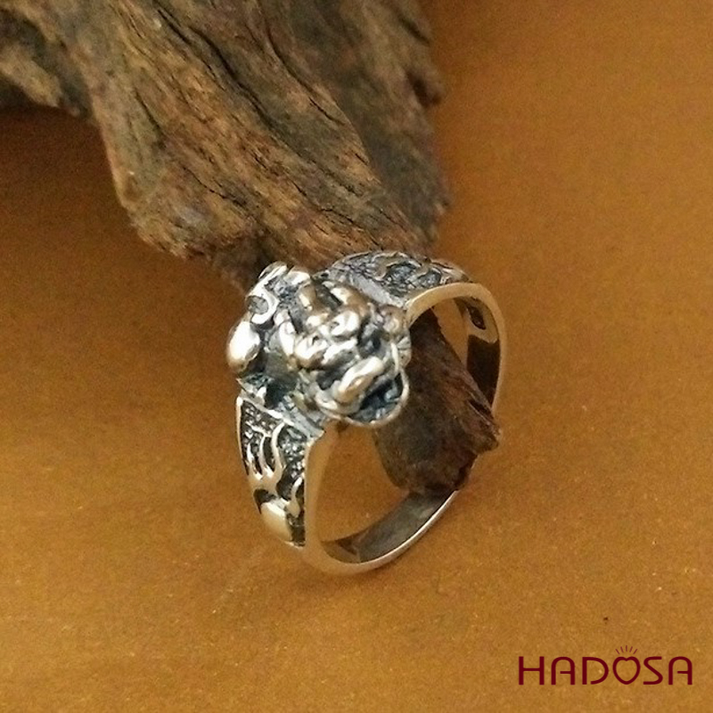 Nhẫn Tỳ Hưu bạc Thái