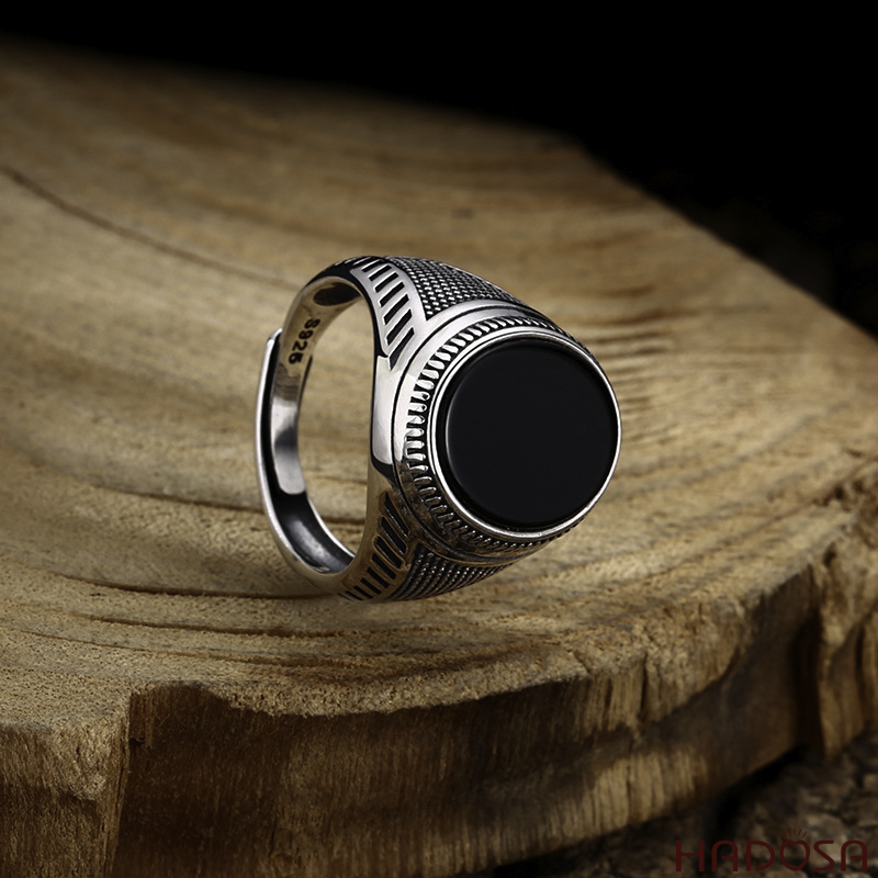 Nhẫn Nam Bạc Thái 925 Hắc Ngọc Oval