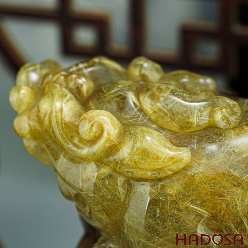 Tỳ hưu thạch anh tóc vàng 0.89kg, 15×0.85cm